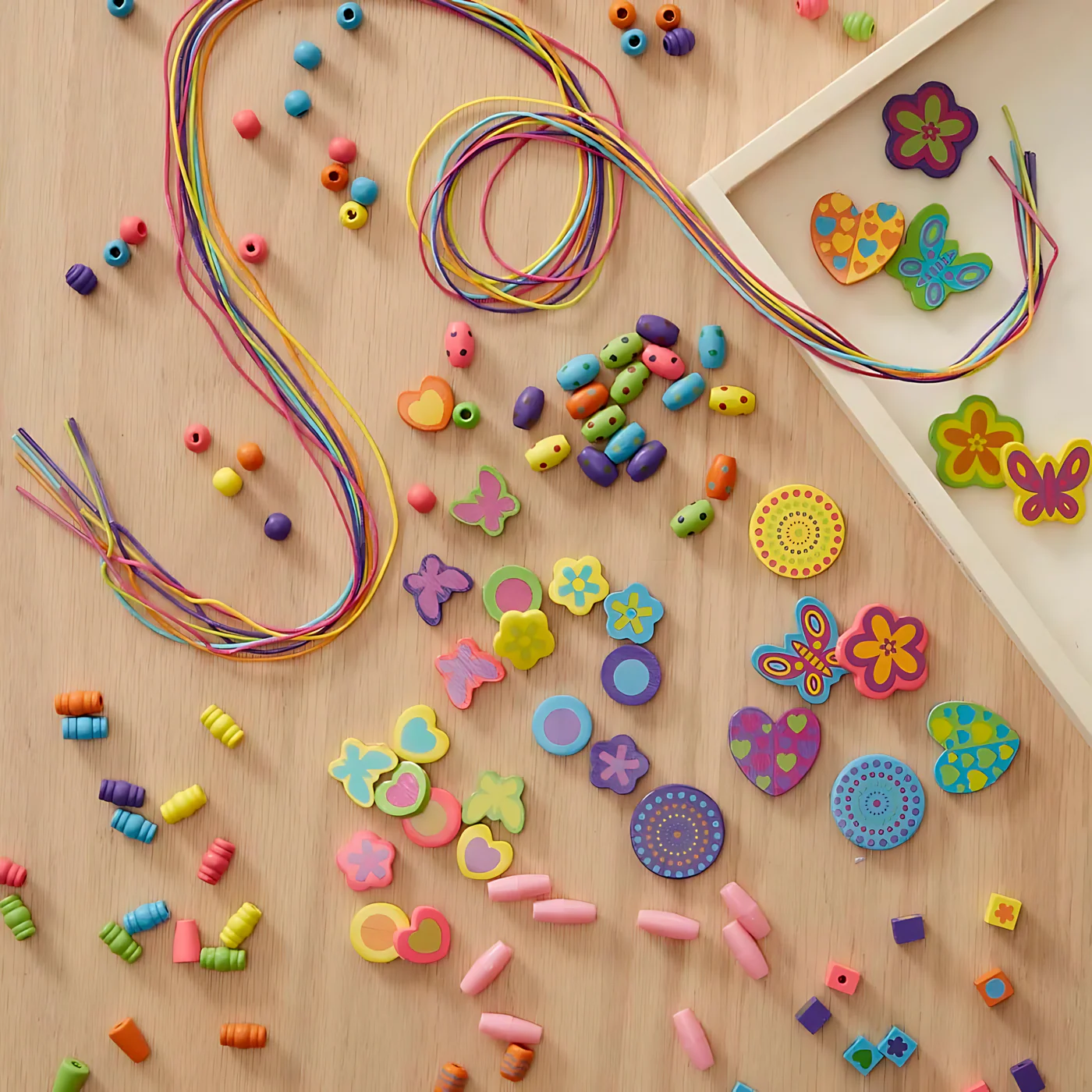 Melissa & Doug Bead Bouquet Wooden Bead Kit - Image 6