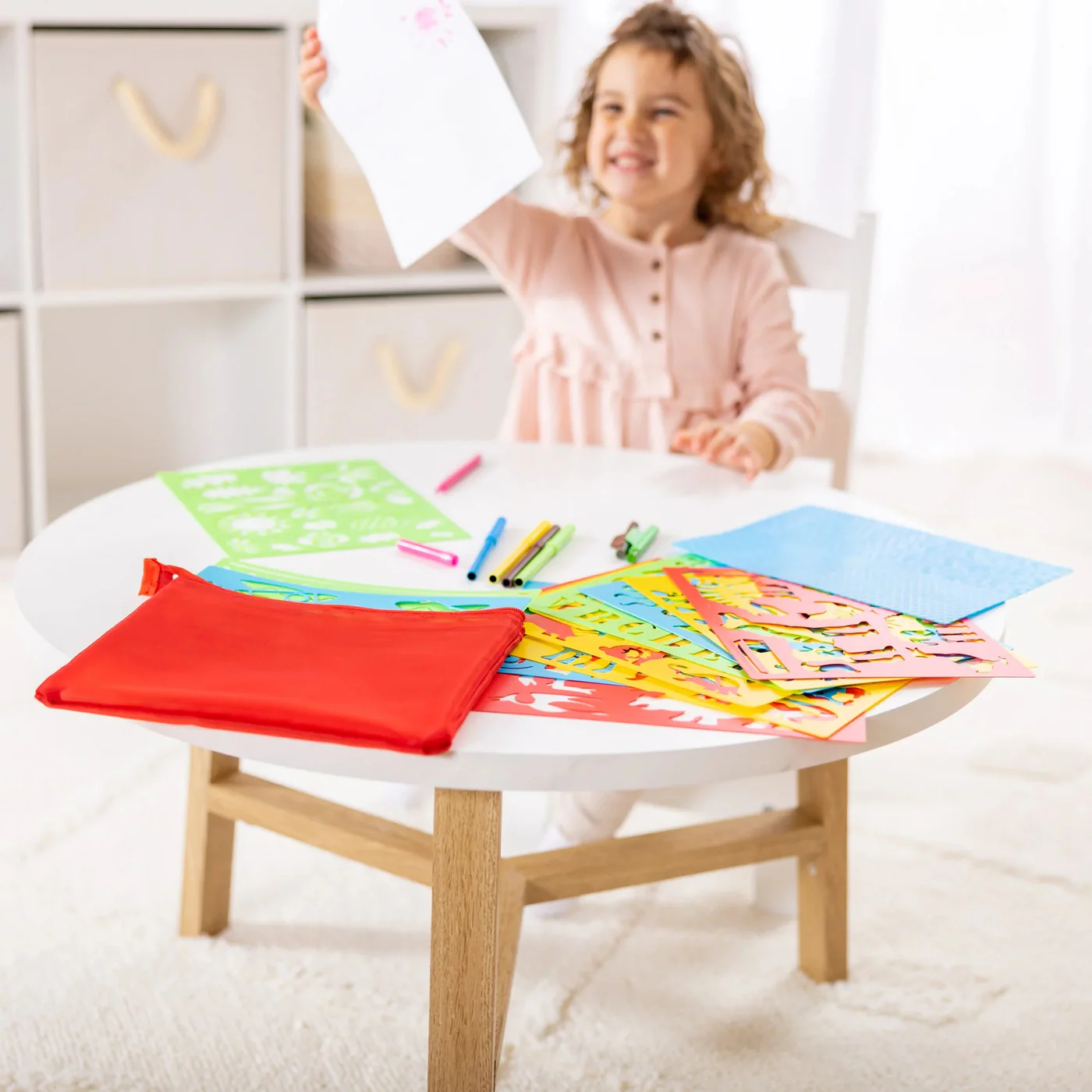 Melissa & Doug Stencil Art Activity Kit - Image 5