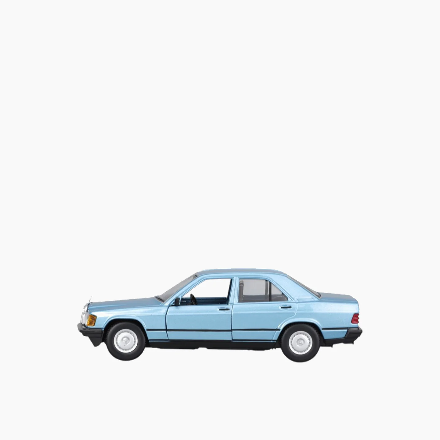 Maisto Burago Mercedes-Benz 190E (1987) 1:25 Collection A (No Stand) - Image 3