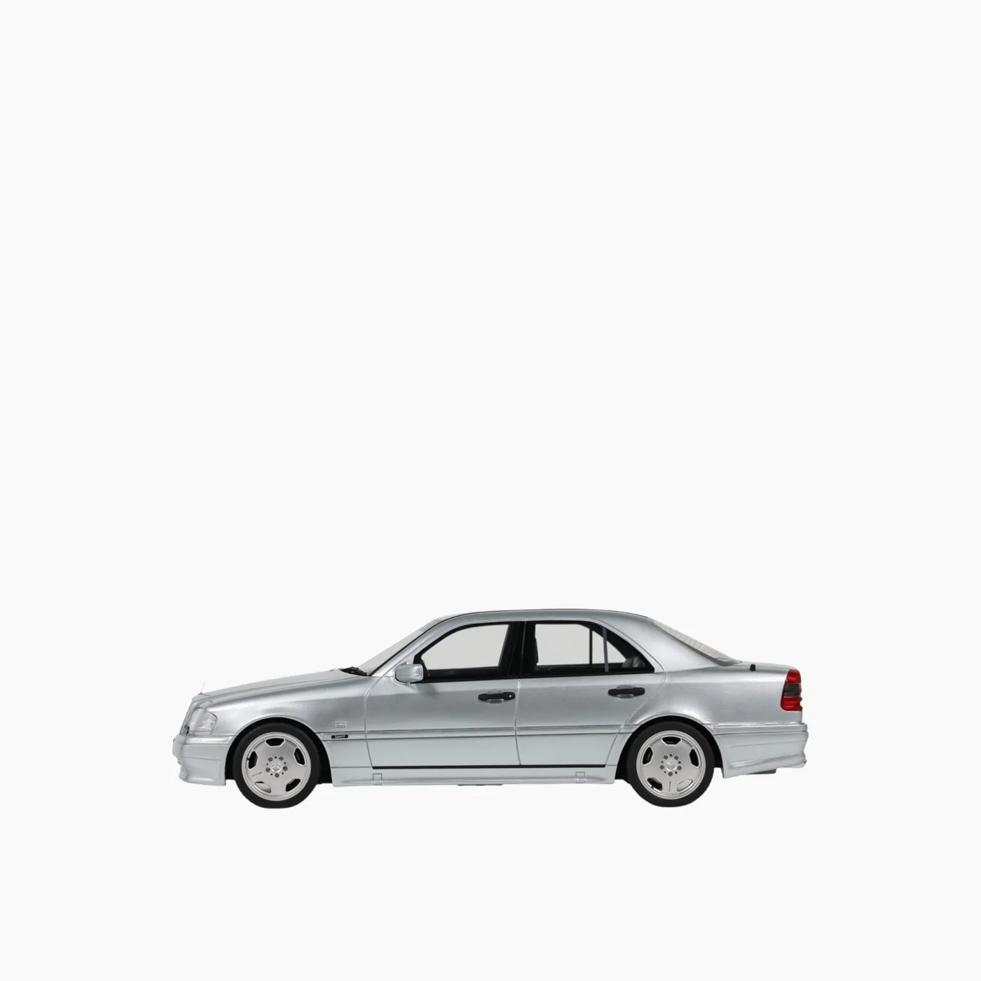 OttoMobile Mercedes C36 AMG W202 Silver 1:18 Scale Model Car - Image 3