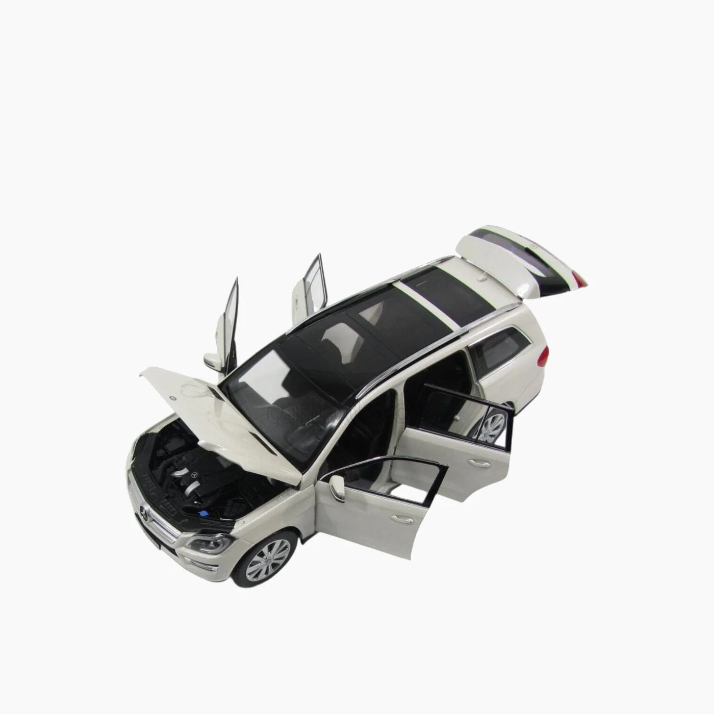 Norev Mercedes GL-Class White 1:18 Scale Model Car - Image 3