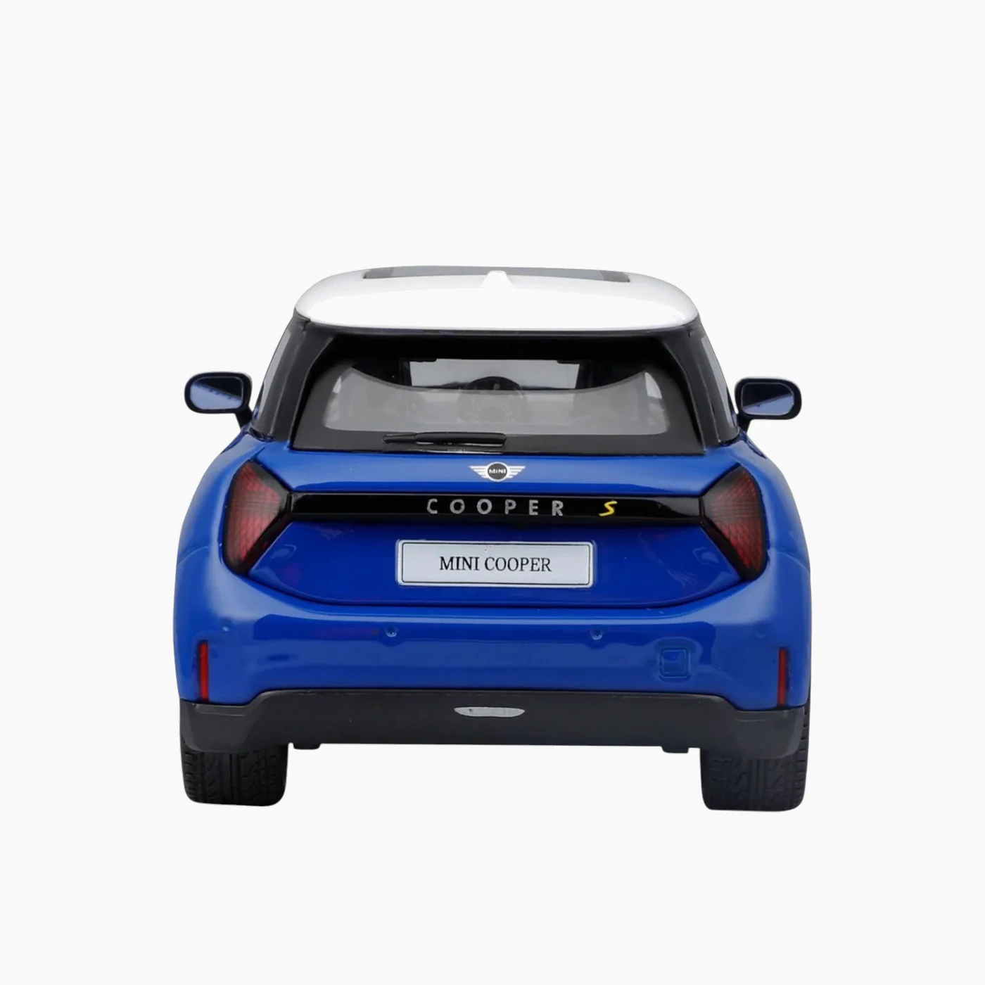 Maisto Burago MINI Cooper SE (J01) 1:24 Special Edition (B) - Image 2