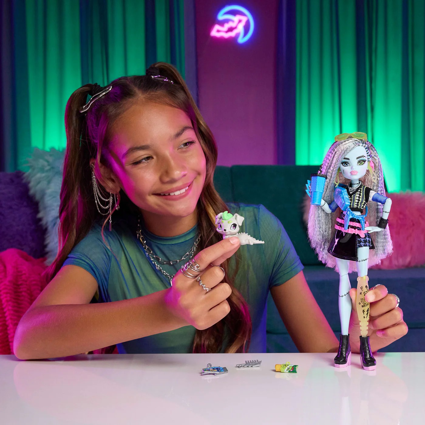 Mattel Monster High Core Frankie Stein Doll - Image 6