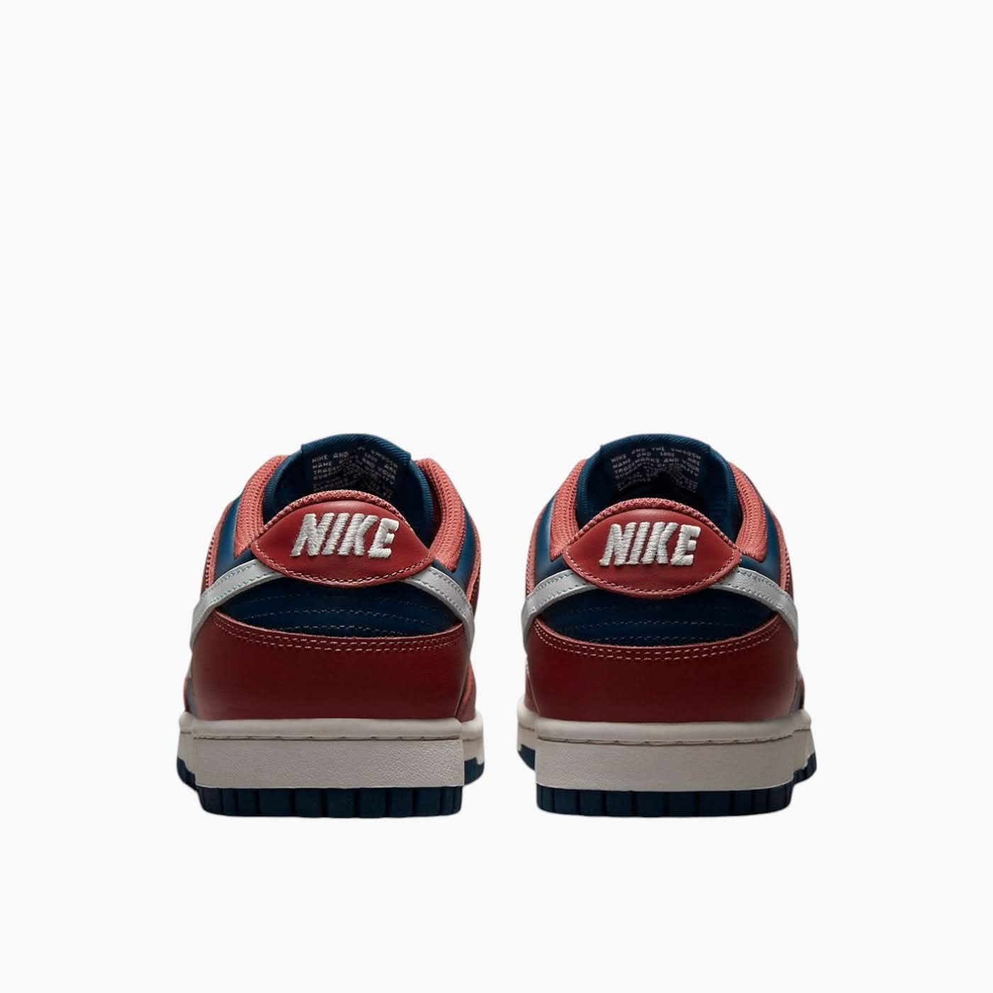 Nike Dunk Low Sneakers - Image 3