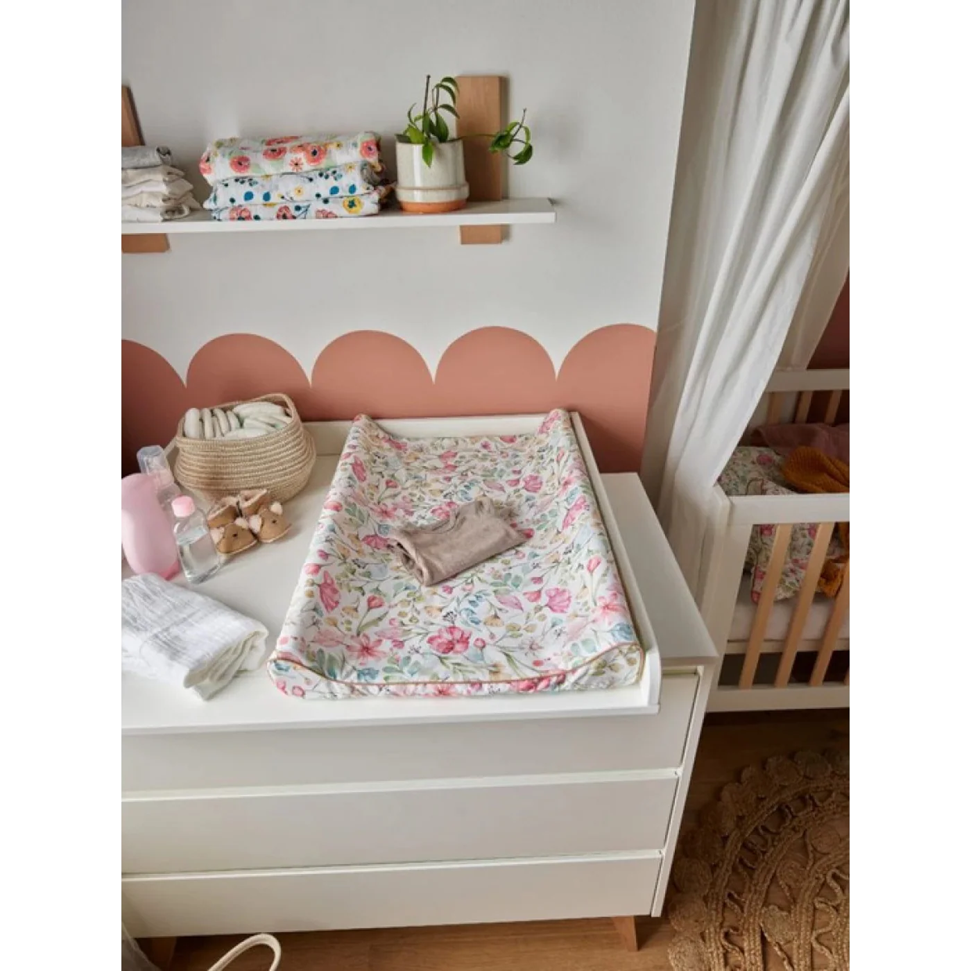 Pinio Swing Chest of Drawers - Image 3