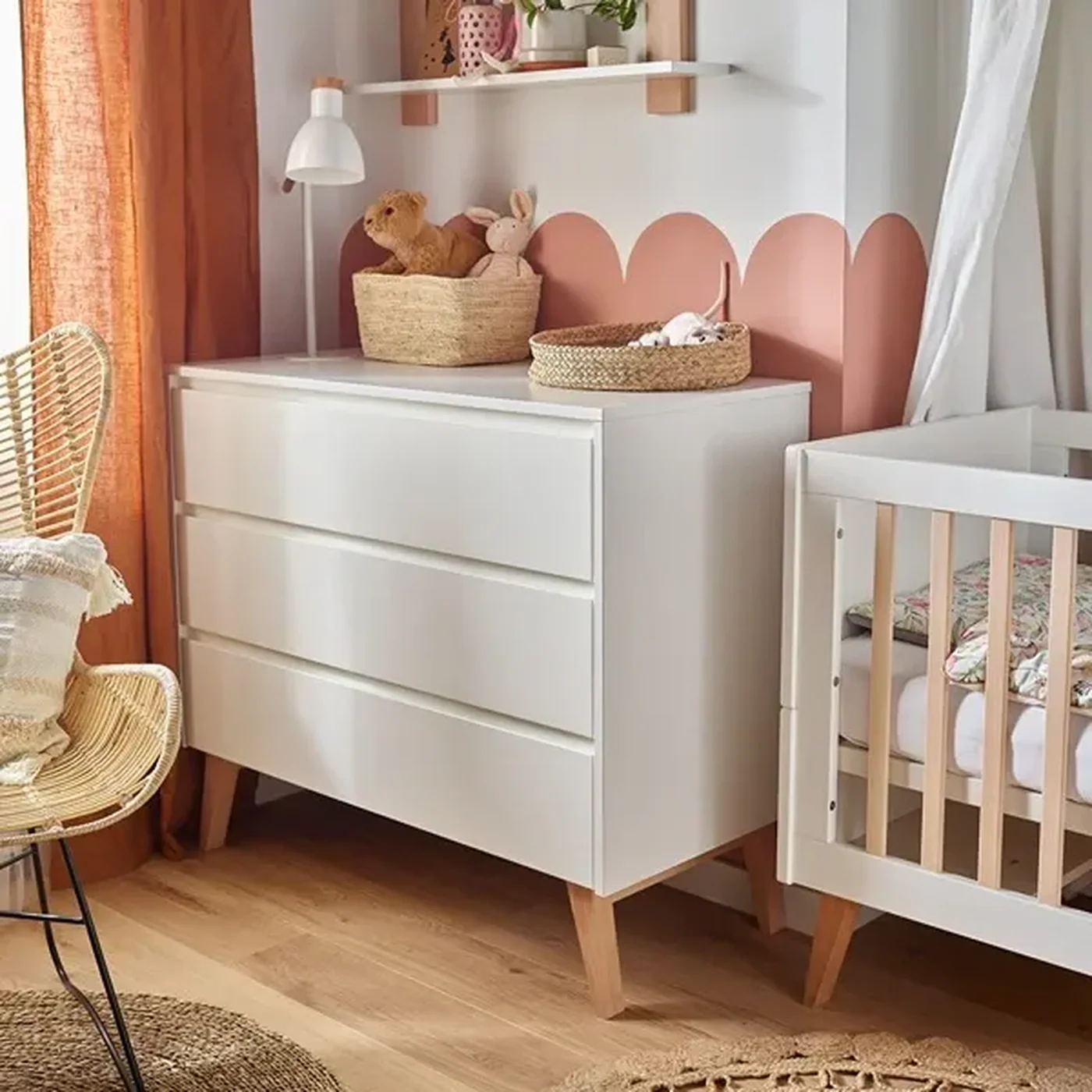 Pinio Swing Chest of Drawers - Image 4