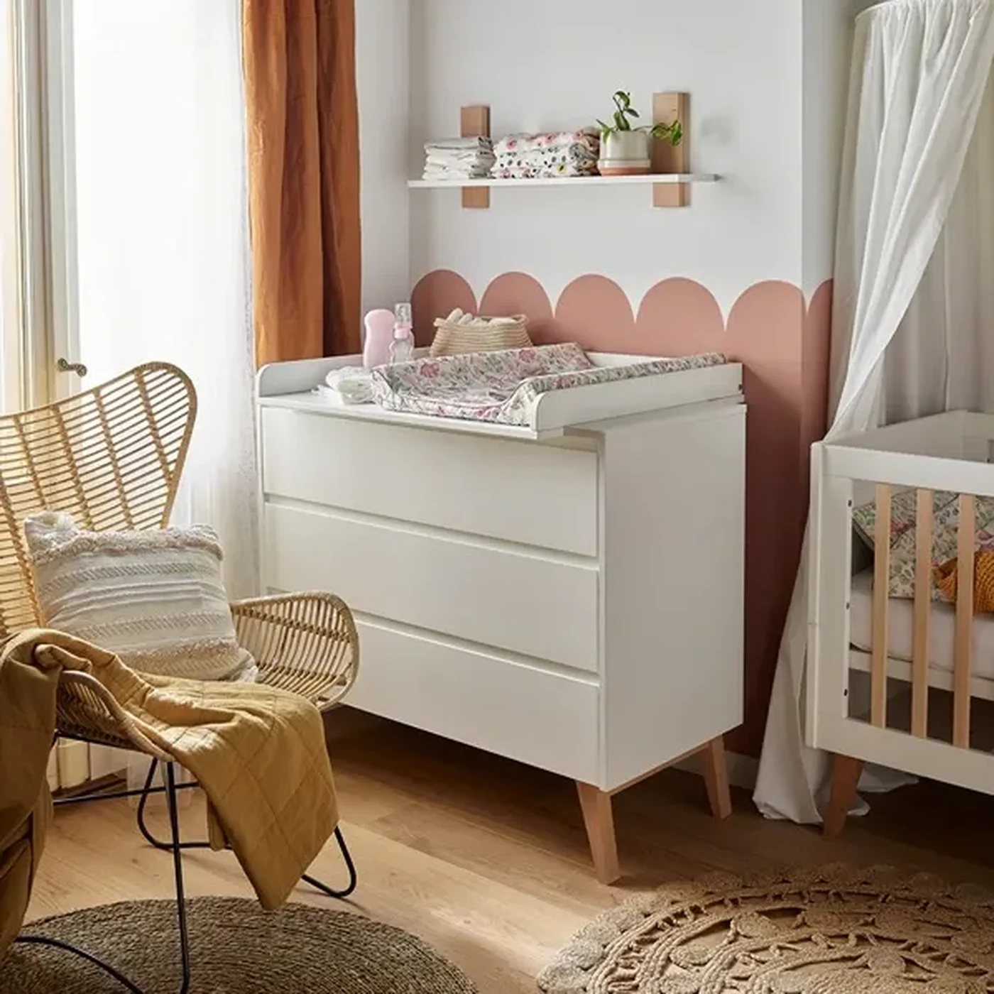Pinio Swing Chest of Drawers - Image 5