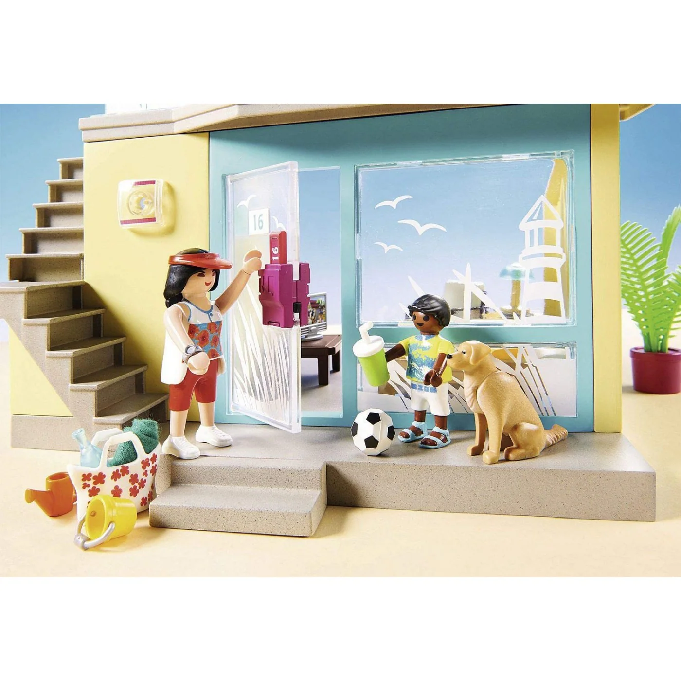 Playmobil PLAYMO Beach Hotel Toy Playset - Image 6