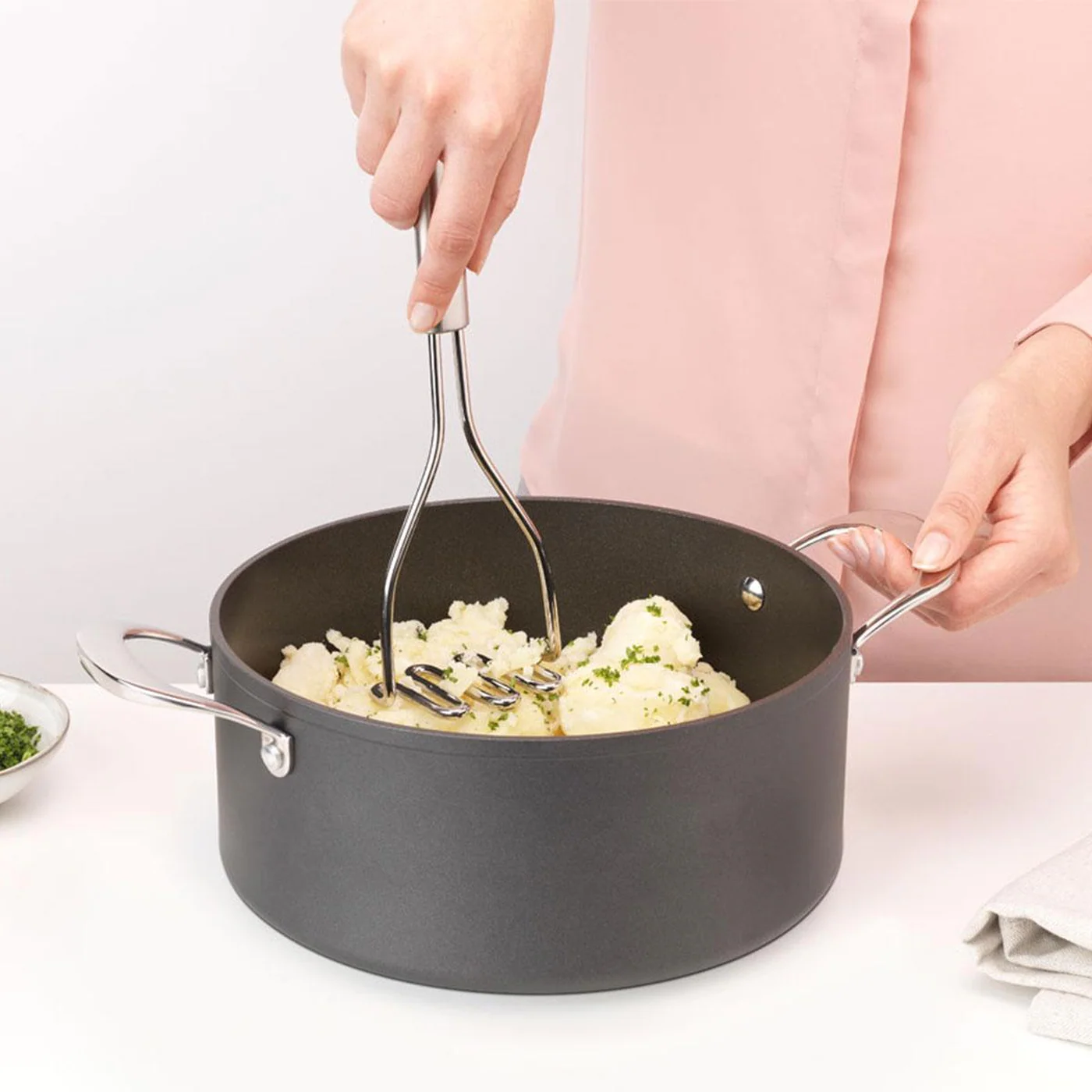 Brabantia Profile Potato Masher - Image 2