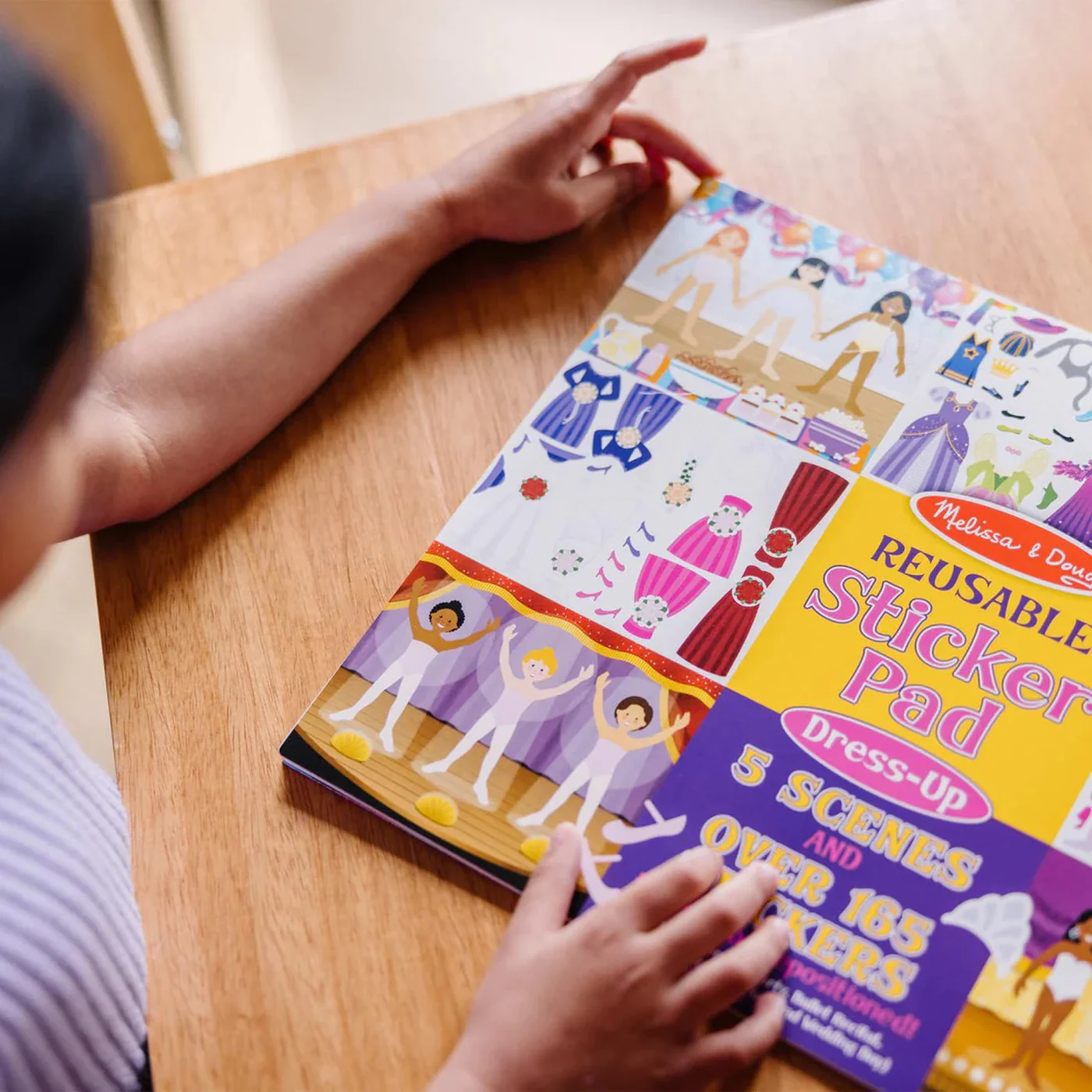 ACTIVITY PAD Reusale Sticker Pad- DresUp - Image 4