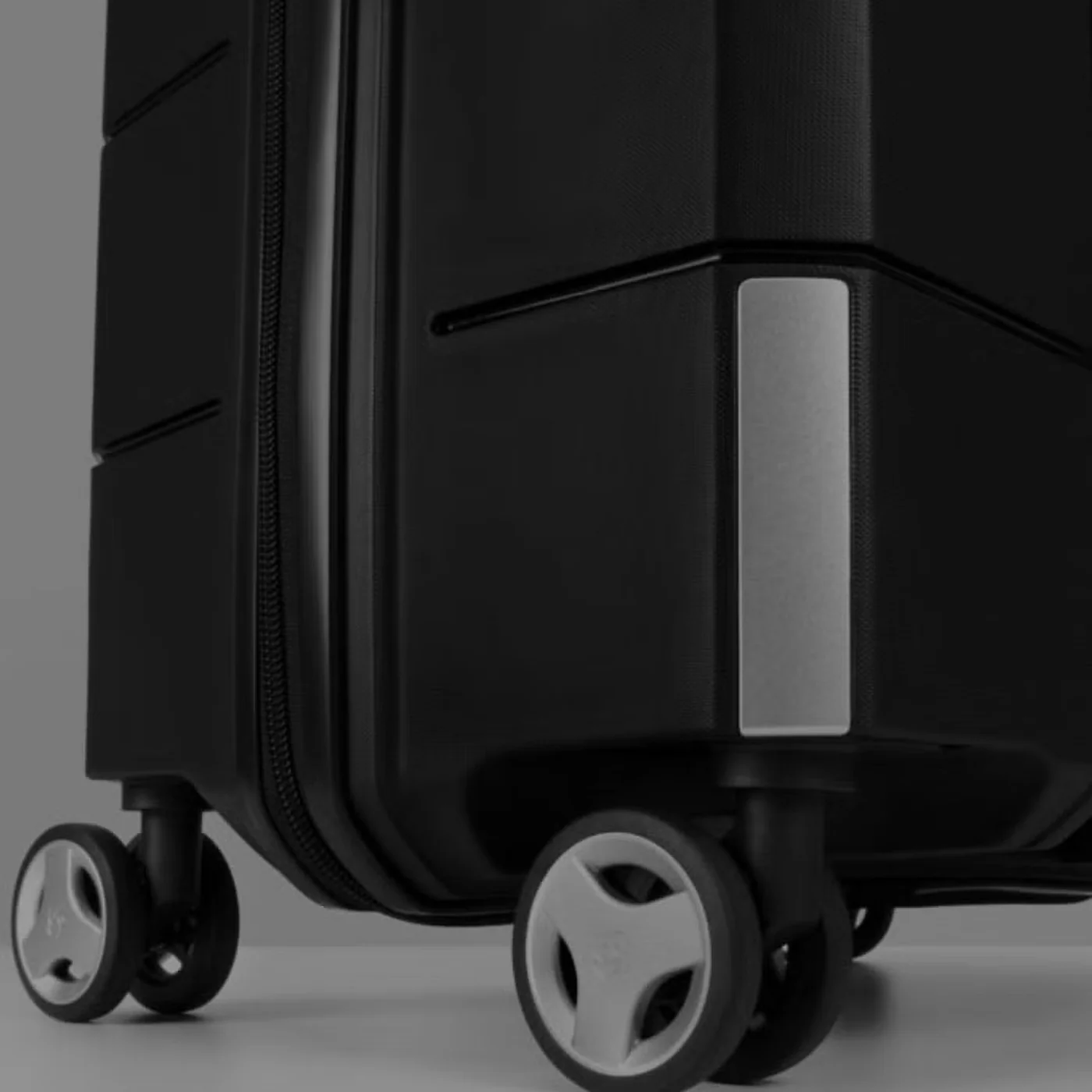 Samsonite Cube-048 Spinner Suitcase - Image 18