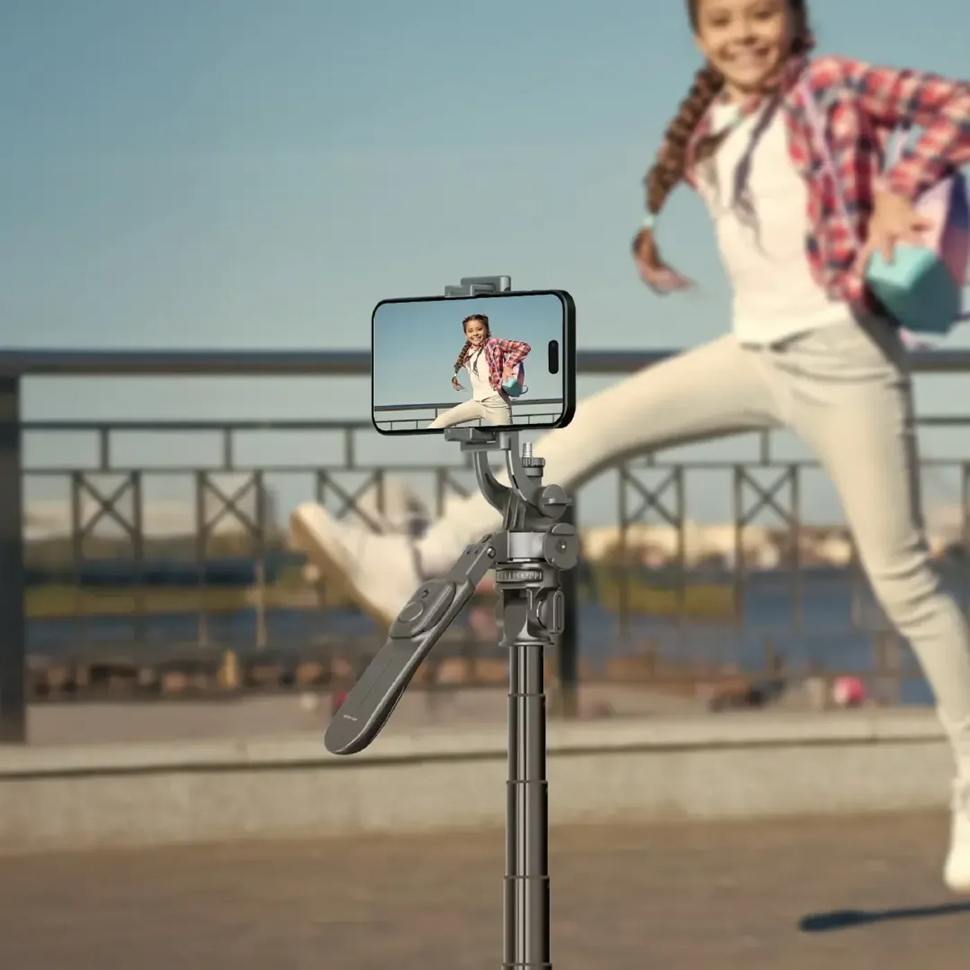 Green Lion Selfie Stick Tripod - Image 5