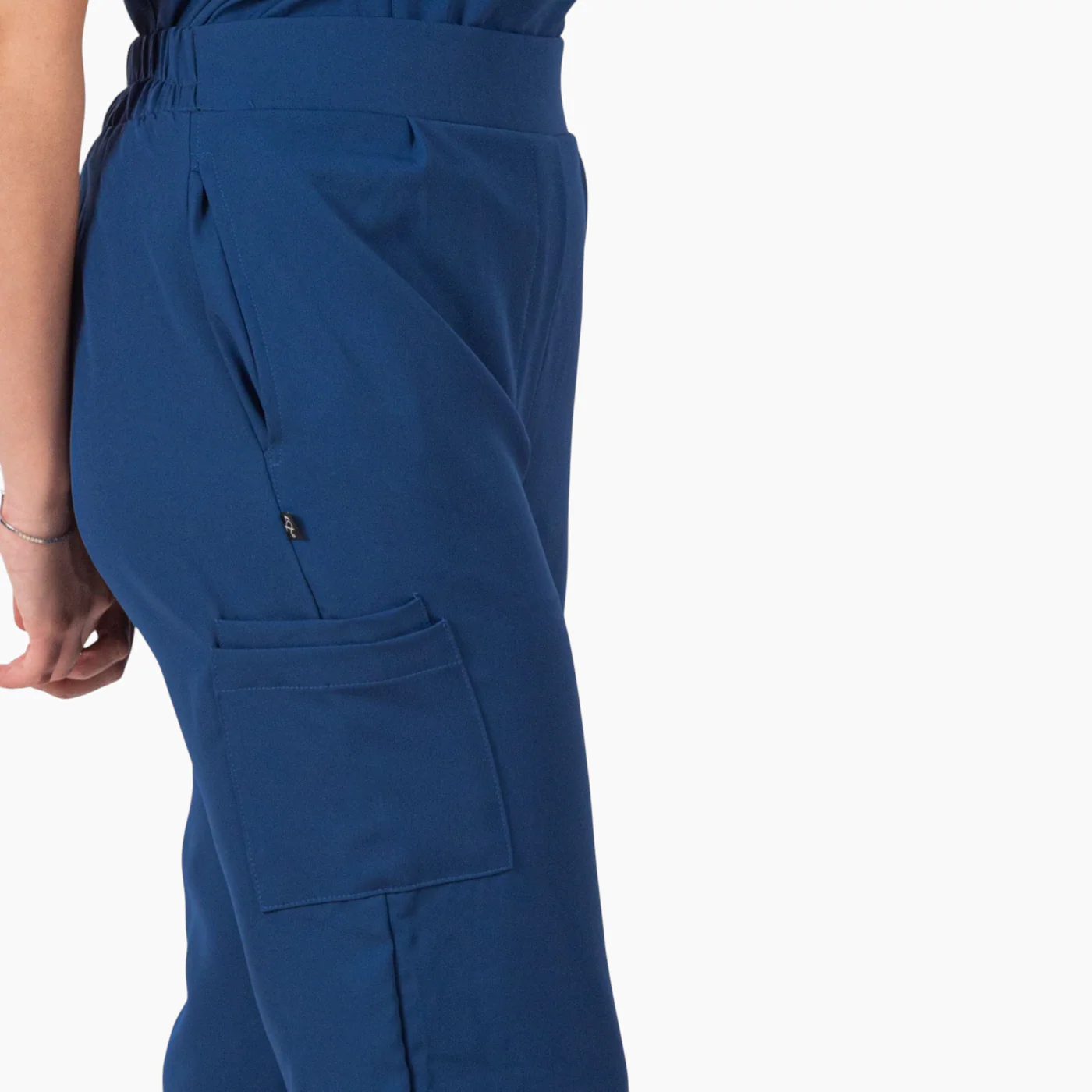 S7 Medical Crown Scrubs - Image 36