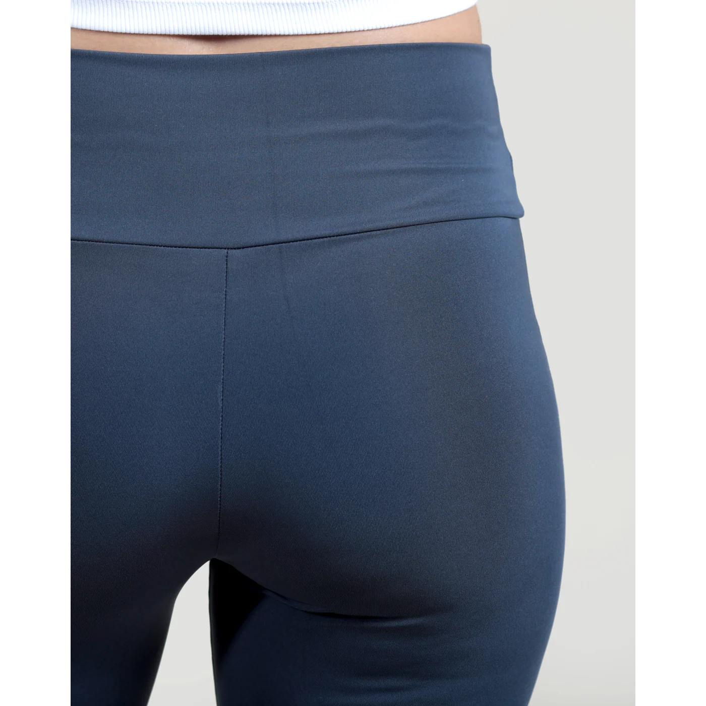 L Official Side Slit Pants - Image 5