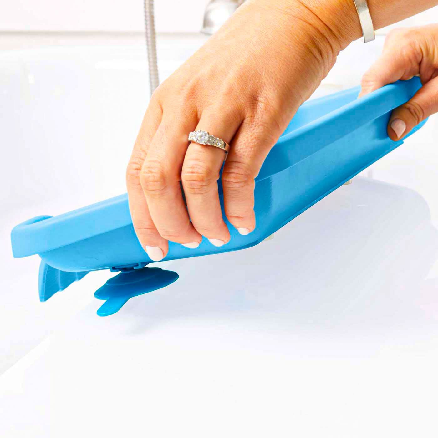 Skip Hop Moby Shelfie Bathtub Play Tray - Image 4