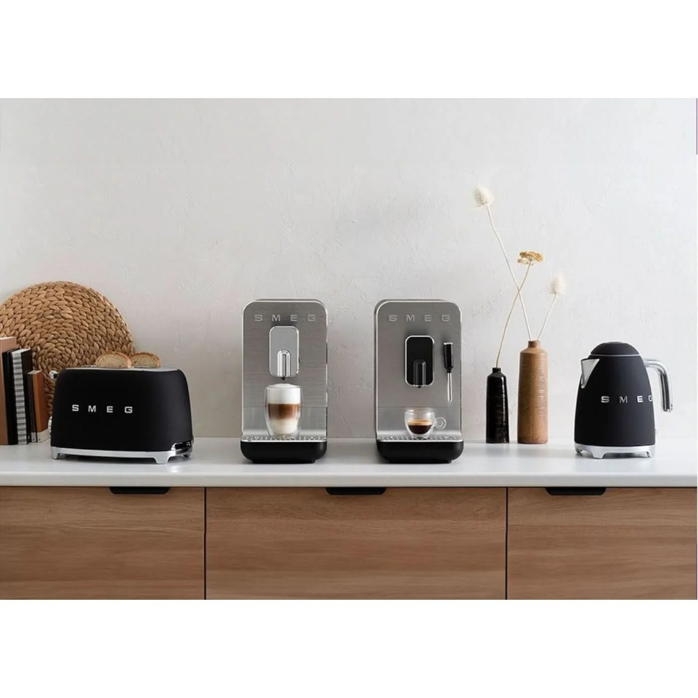 Smeg Variable Temp Kettle 50's Style Electric Kettle - Image 8