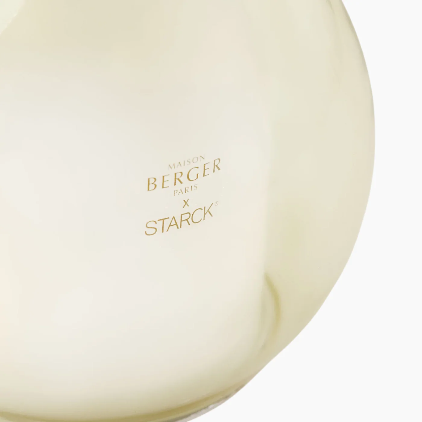 Maison Berger Paris Starck Electric Diffuser Green Peau d’Ailleurs - Image 4