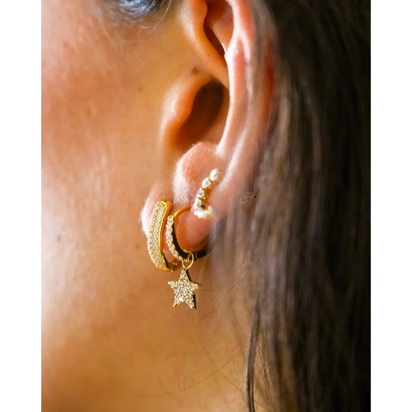 Joy Jewels Studded Curved Rectangle Hoops Earrings - Image 2