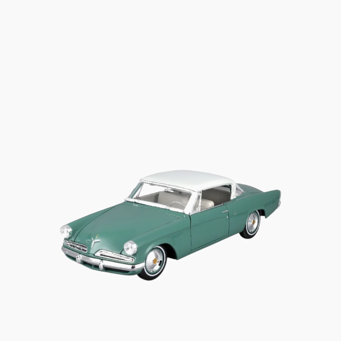 Maisto Burago Studebaker Starliner (1953) 1:18 Special Edition (B) - Image 4