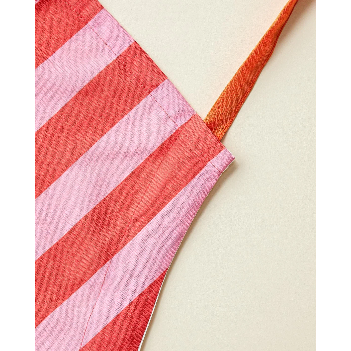 EH Living Summer Orange Apron - Image 3