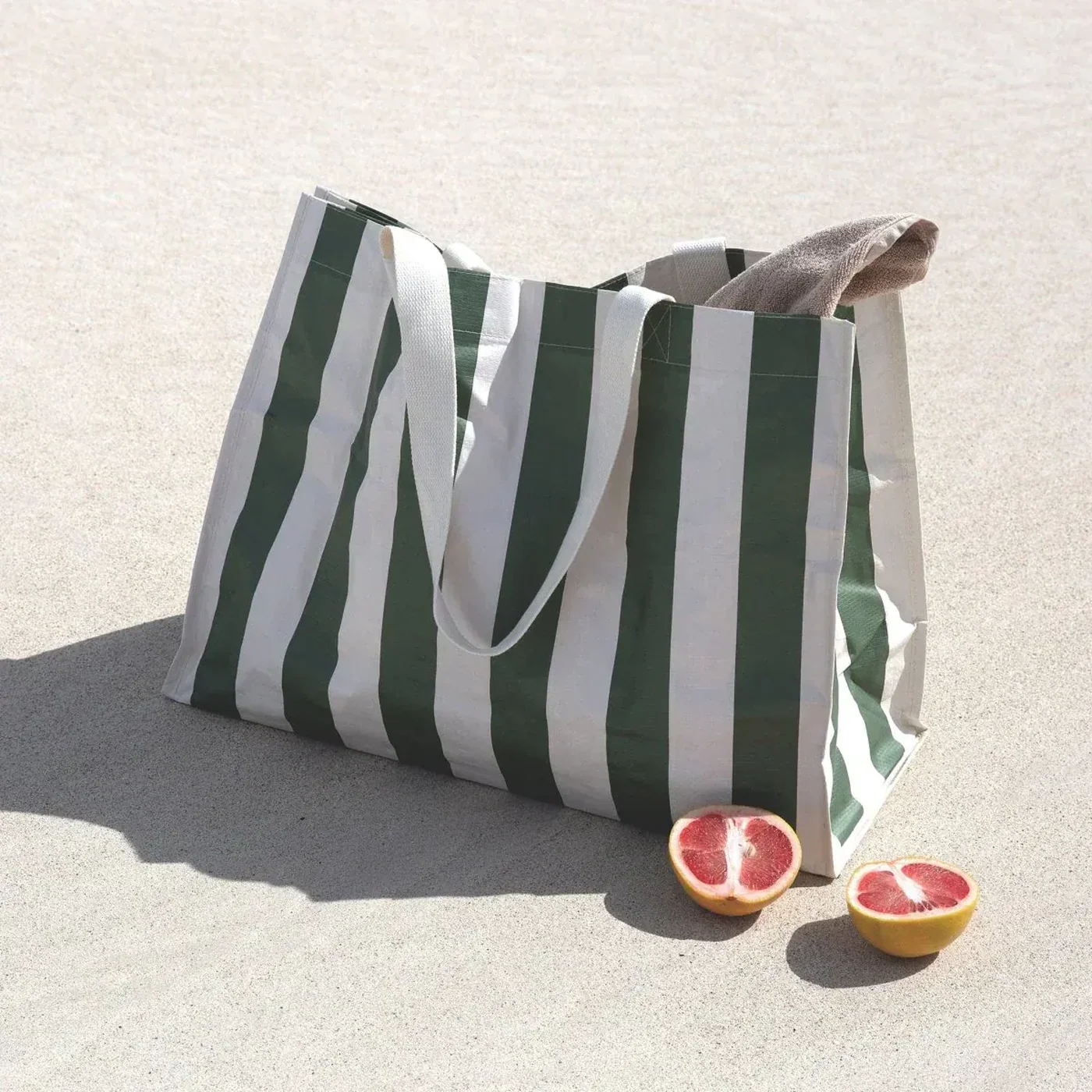 SunnyLife Carryall Beach Bag - Image 11