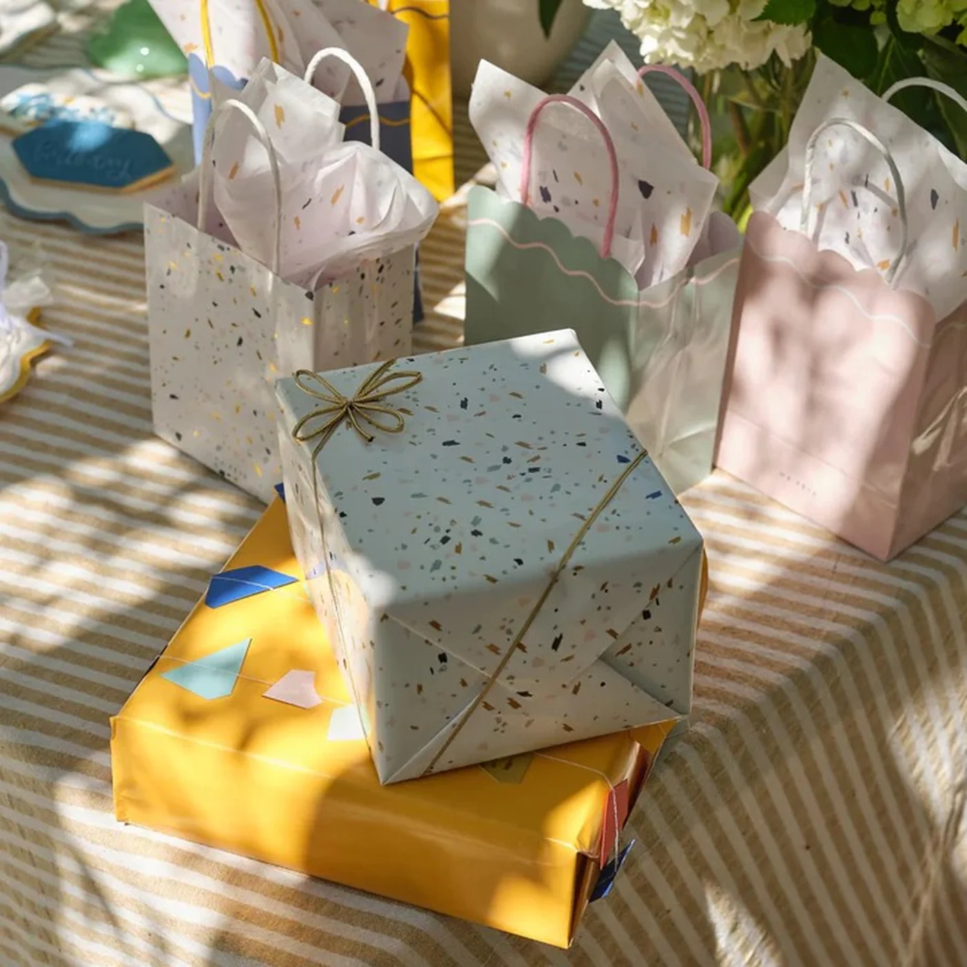 Ma Fete Terrazzo Pattern Wrapping Paper - 4 Sheets - Image 6