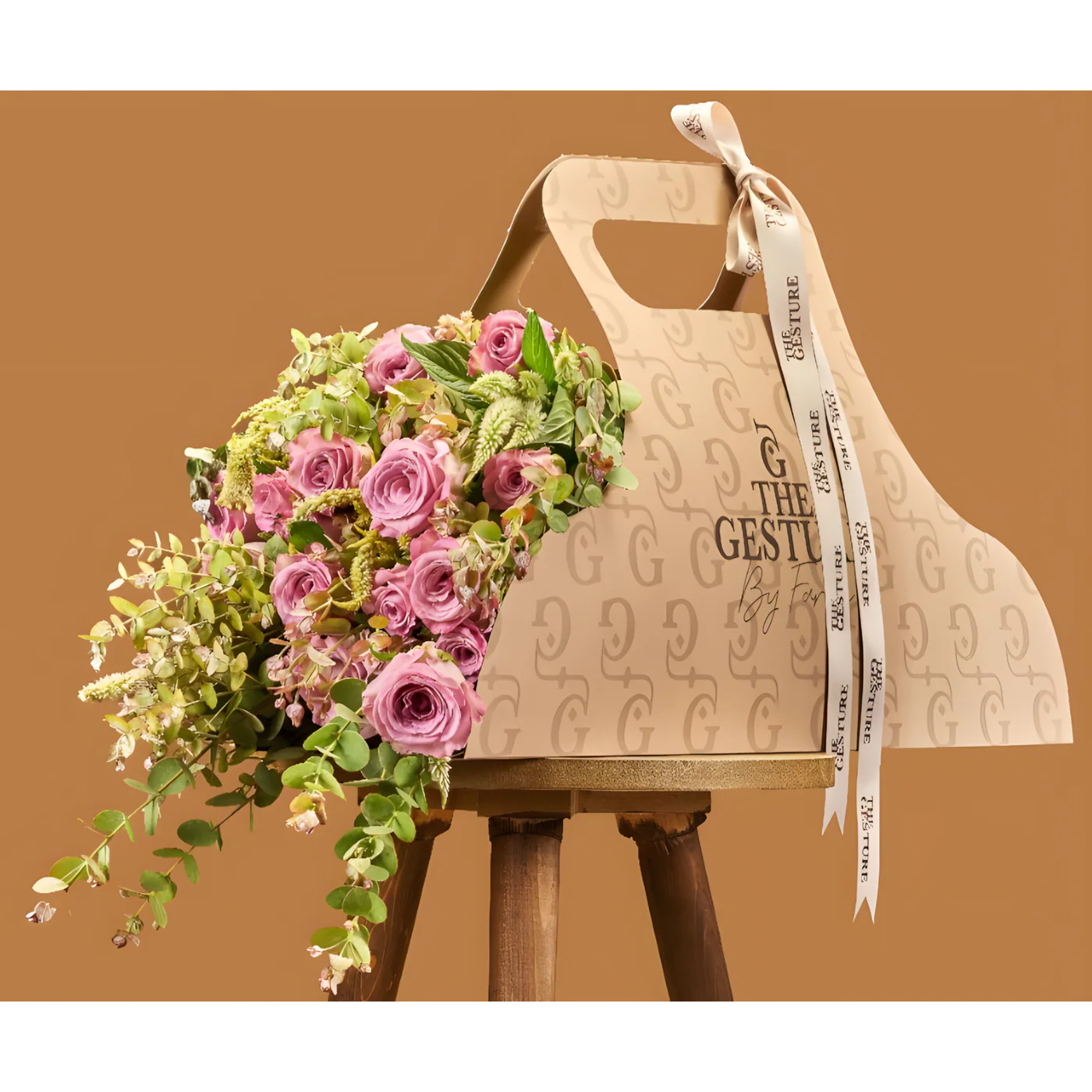 The Gesture Holder Bouqet - Image 6