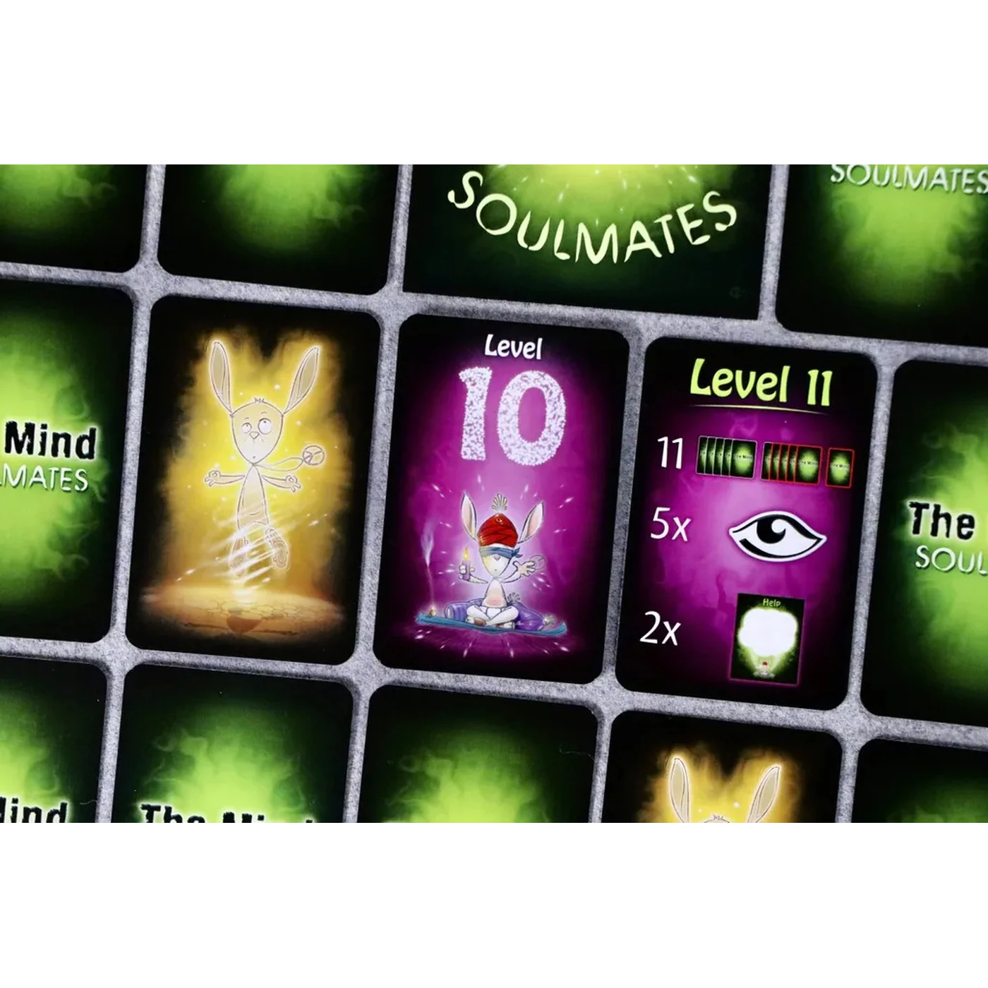 The Mind Soulmates Card Game - Image 5