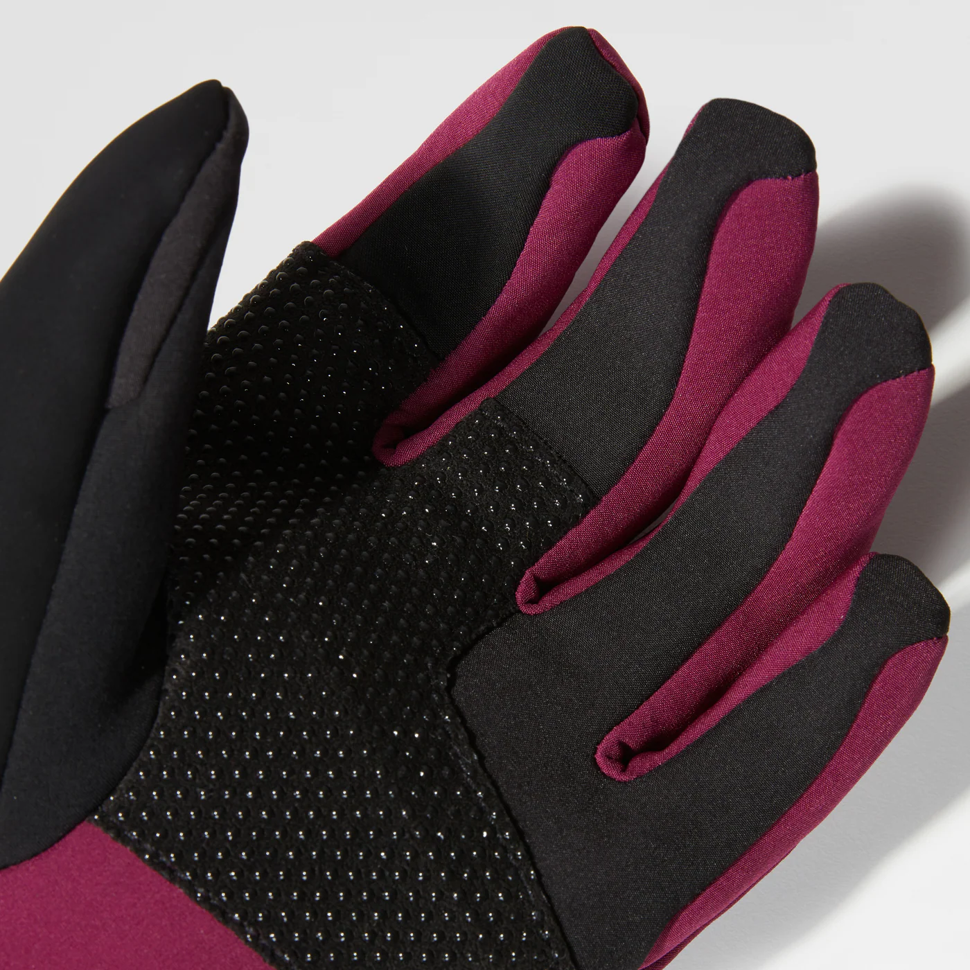 The North Face Apex Etip Gloves - Image 7