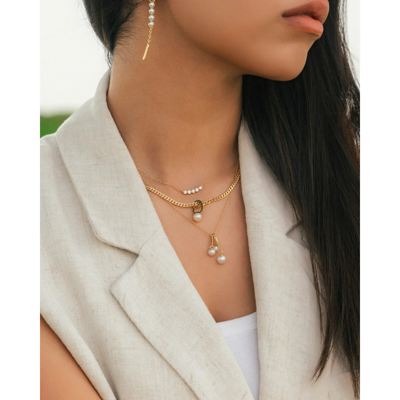 Joy Jewels Trio Pearls Drop Necklace - Image 2