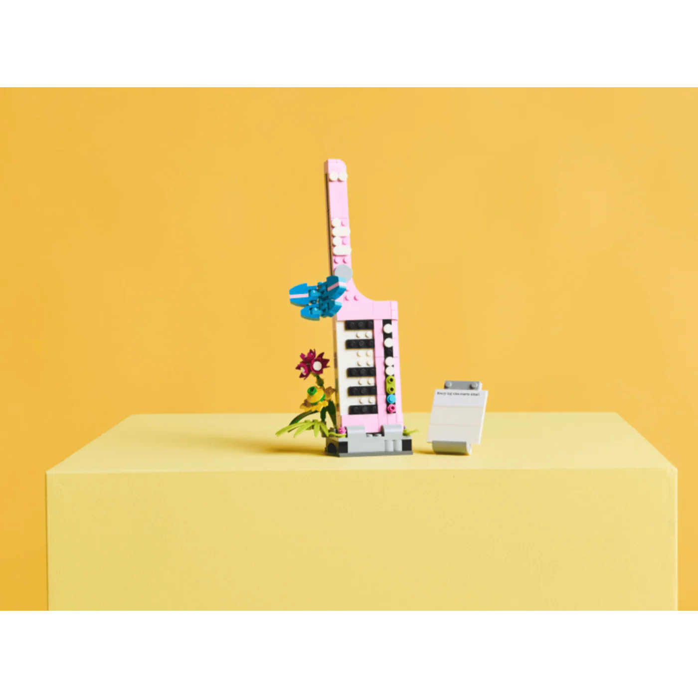 LEGO Typewriter with Flowers- 363 Pcs - Image 2