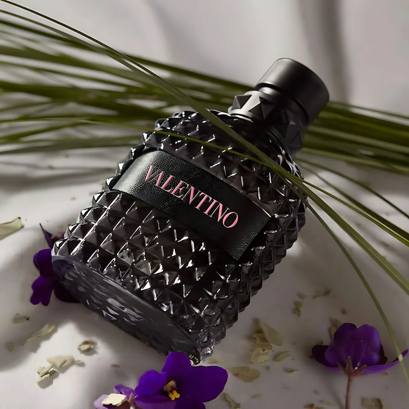 Valentino Uomo Born In Roma EDT For Men - Image 4
