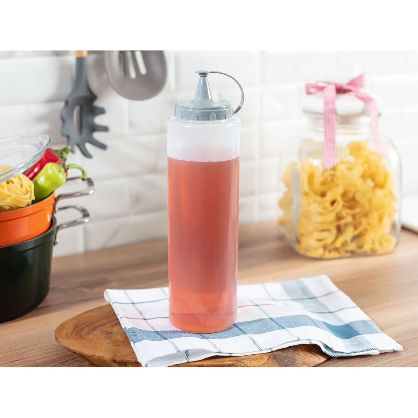 Madame Coco Vernon Sauce Bottle - Image 2