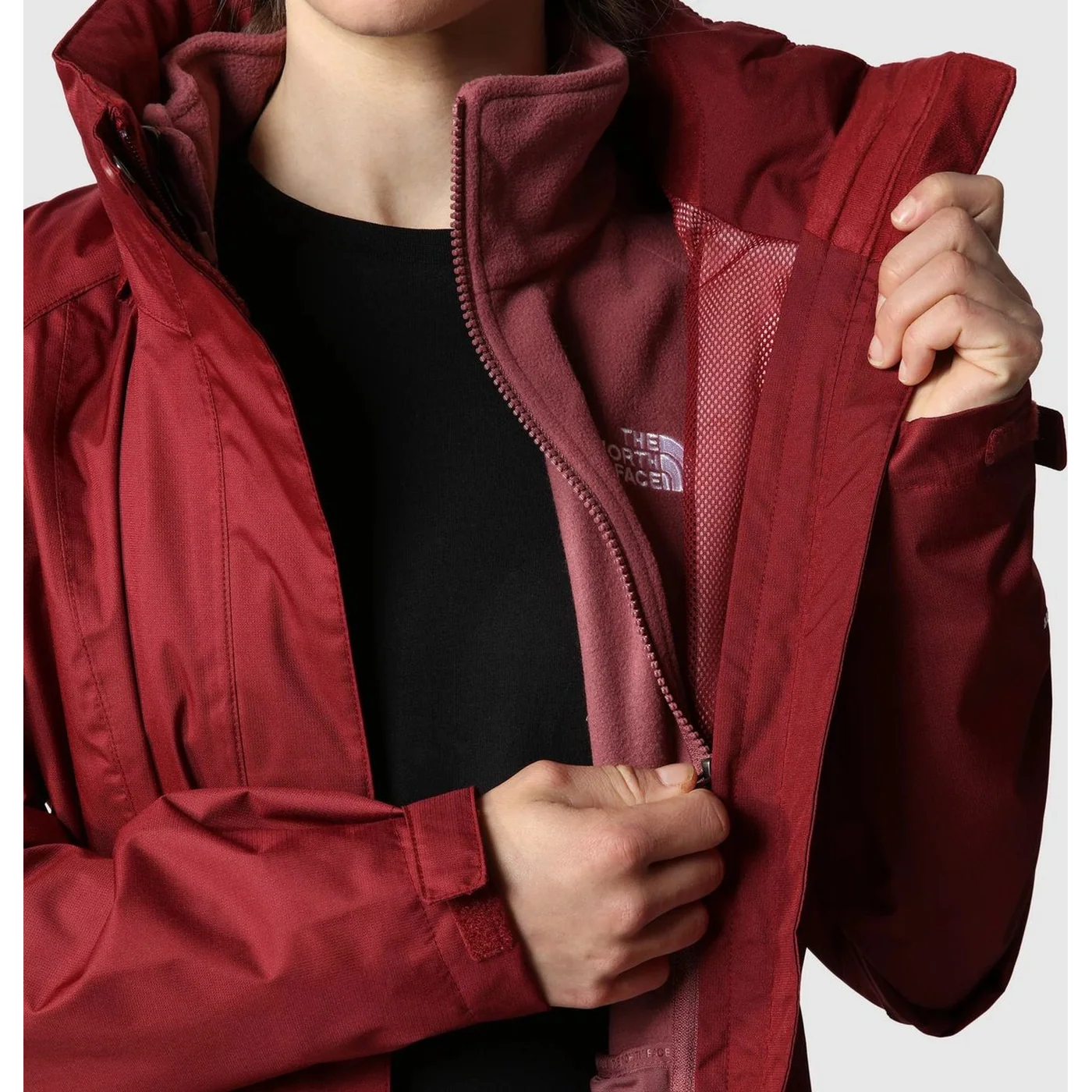 The North Face Evolve II Triclimate Jacket - Image 26