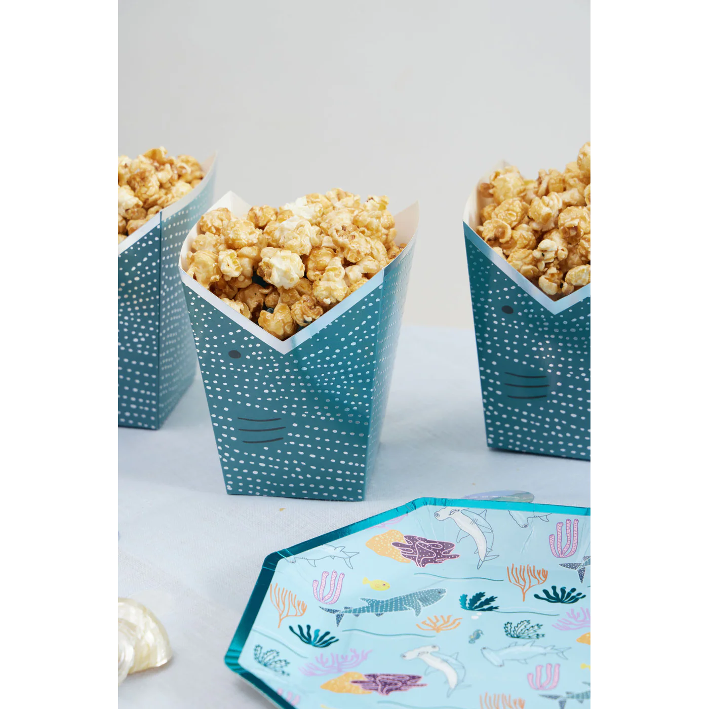 Ma Fete Whale Shark Treat Boxes - Set of 12 - Image 4