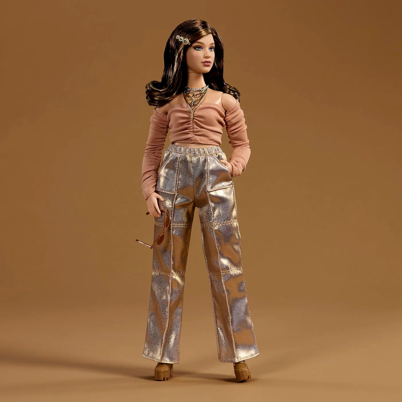 Mattel You Create Barbie Basics White and Curvy - Image 3