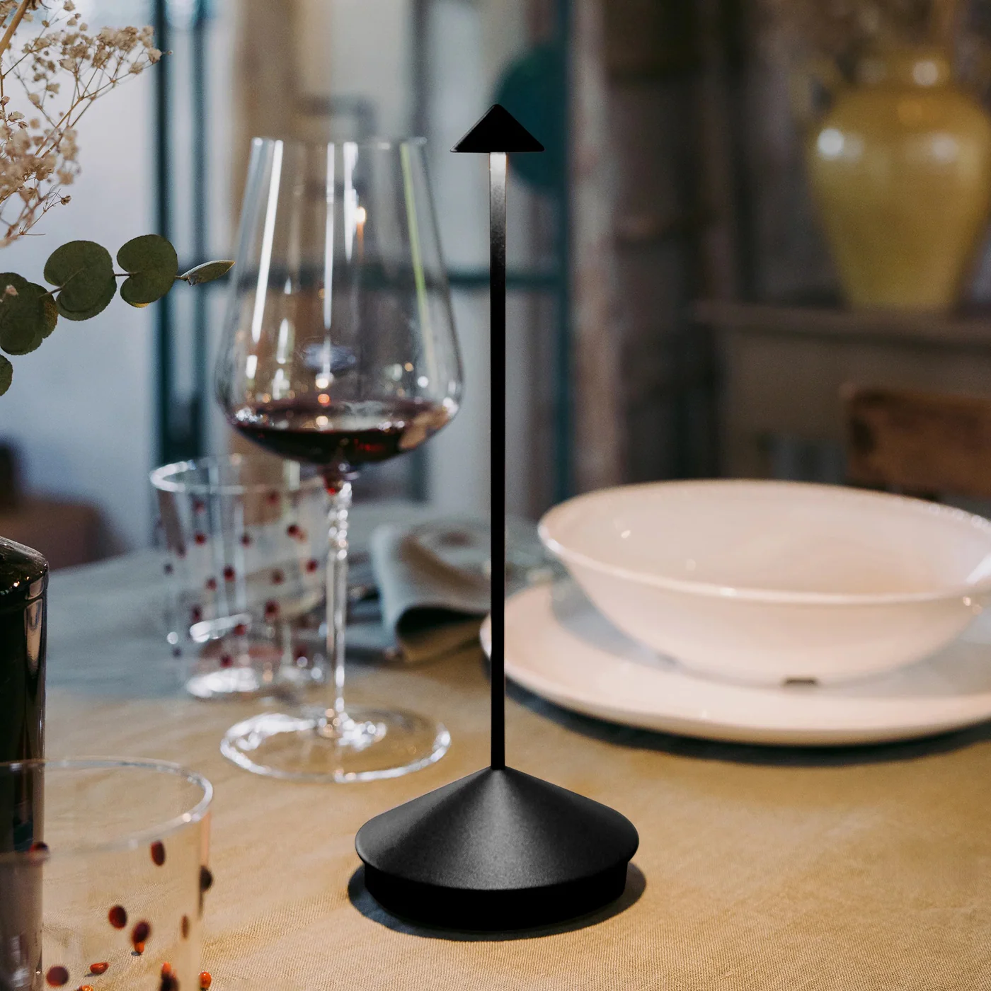 Nassar Boutique Zafferano Pina Pro Table Lamp - Image 3